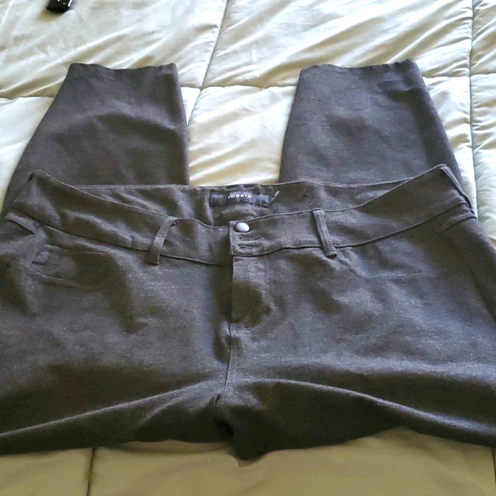 Torrid grey ponte skinny pants size 24